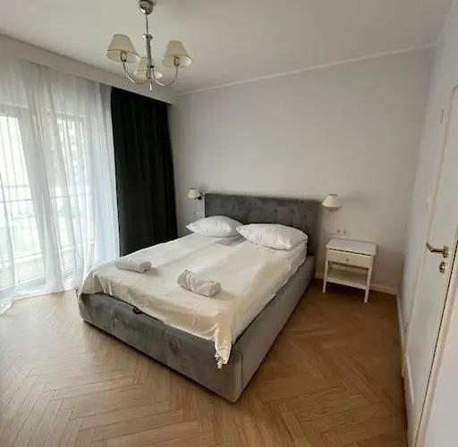 Old Town - Odra - View - 2 Bathrooms * فروتسواف